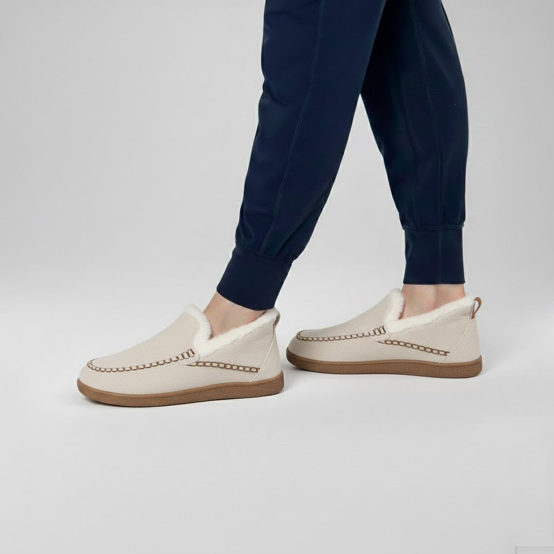 Atom Cloud Slippers