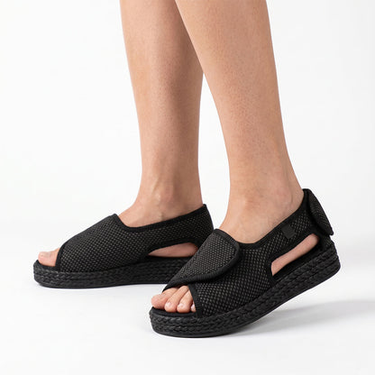 Chelsea Wide Feet Sandals - Black
