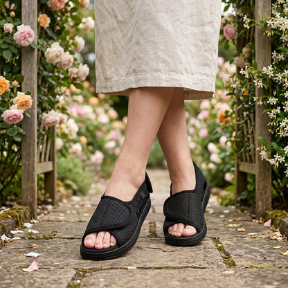 Chelsea Wide Feet Sandals - Black