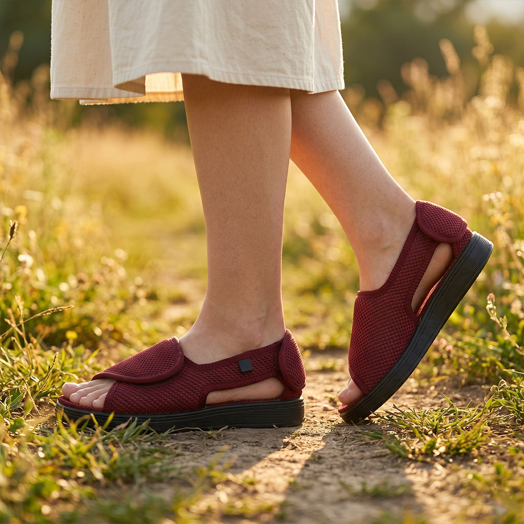 Chelsea Wide Feet Sandals - Red