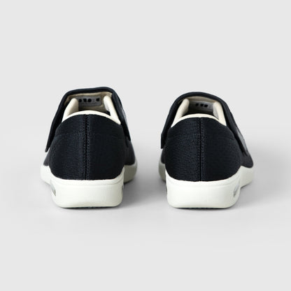 Chloe Stretch No-Tie Wide Shoes w/ Adjustable Closure - Black